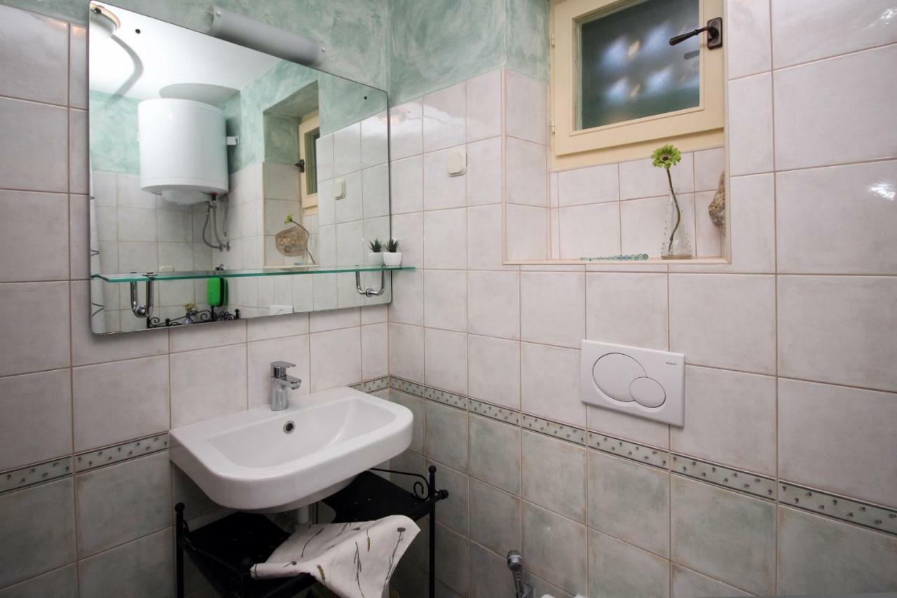 Apartment Olive Garden Punat Exterior photo